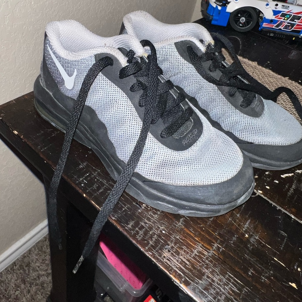 CHILD NIKE SHOES